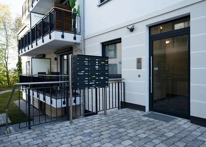 Pier 67 Kleine Perle Neustadt